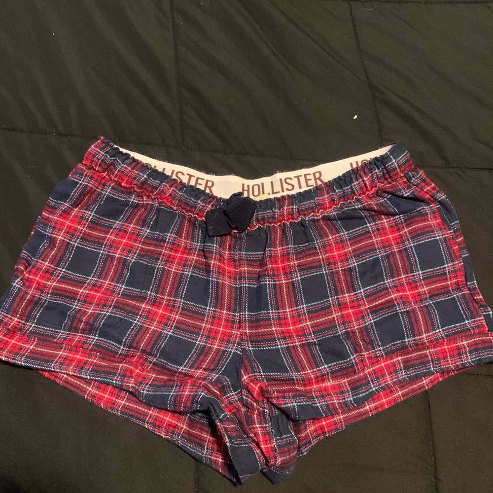 Hollister plaid sleep shorts size small